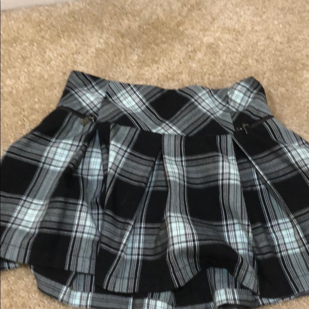 Plaid skirt